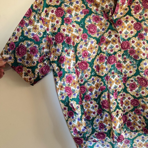 Violets & Roses Floral Satin Style blouse - Picture 2 of 9